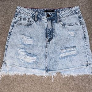 Forever 21 light wash denim skirt